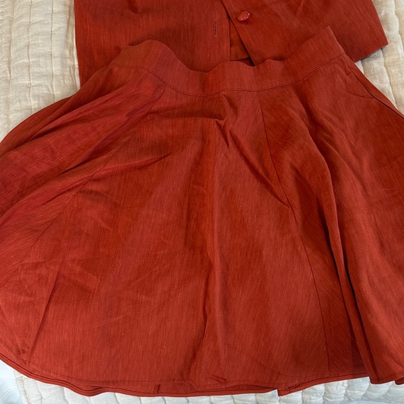 Sezane Rust Red Sleeveless Button Vest & Pleated Skirt Set - Picture 5 of 5